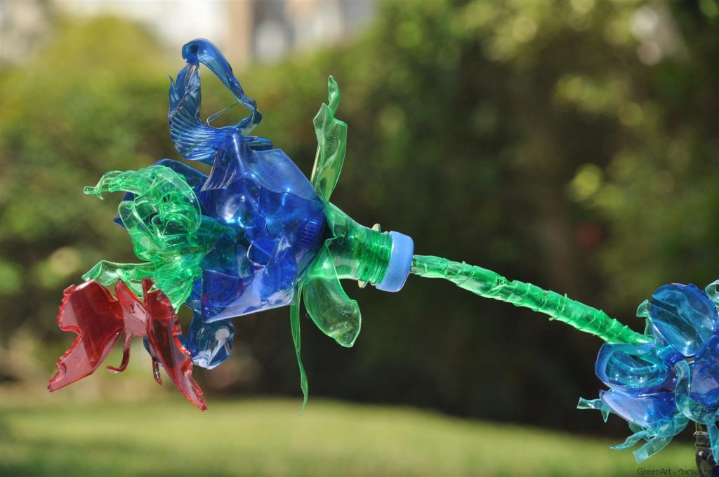 אומנות הפיסול מפלסטיק ECO ART