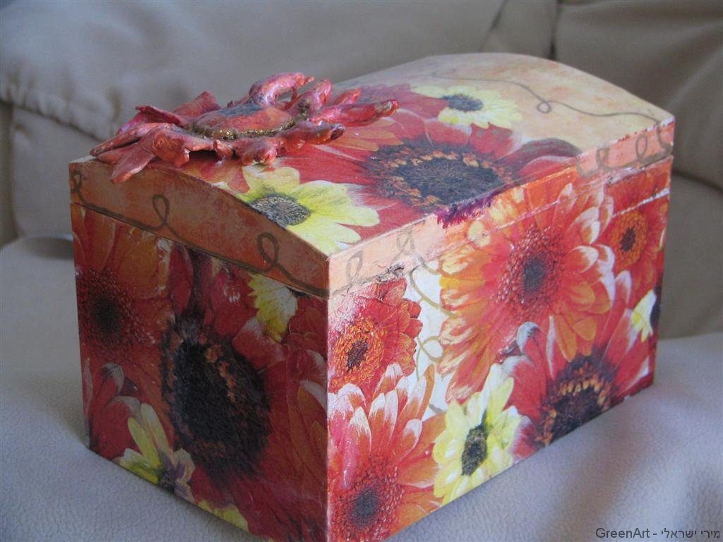 חידוש קופסת עץ ישנה במפיות בשימוש חוזר