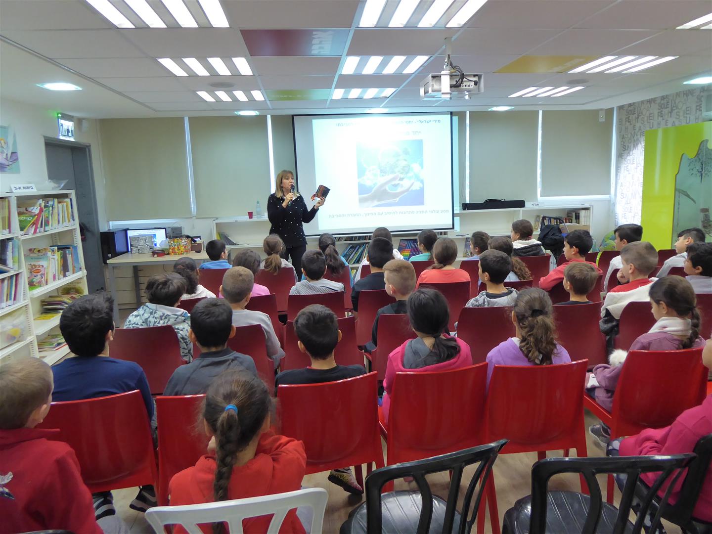 הרצאות העשרה לקידום החינוך הסביבתי לתלמידי יגאל אלון בבת ים