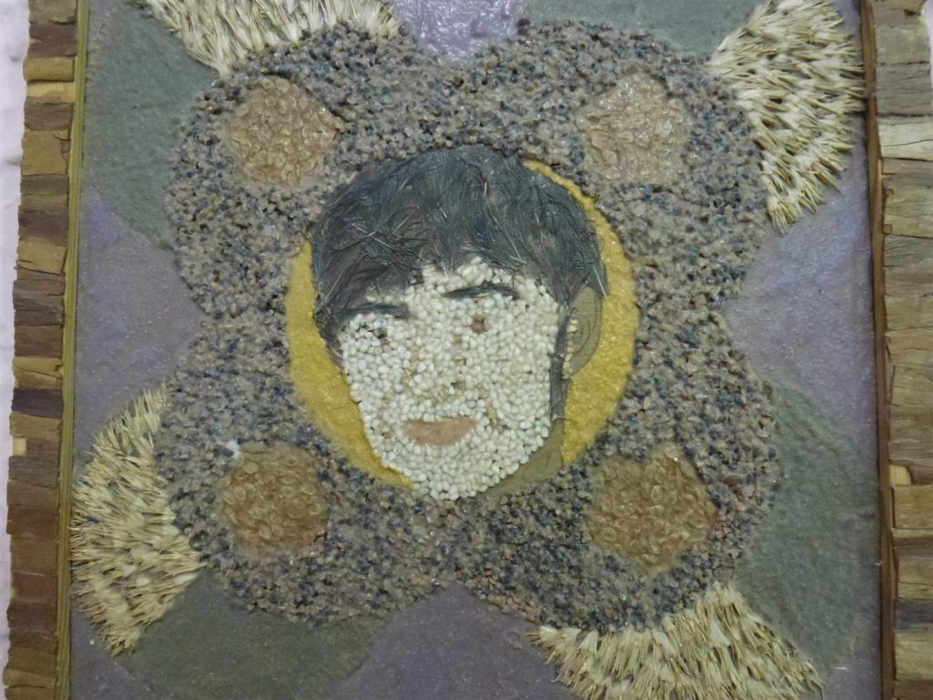 אחת היצירות בתערוכה של תלמידיו של האמן 