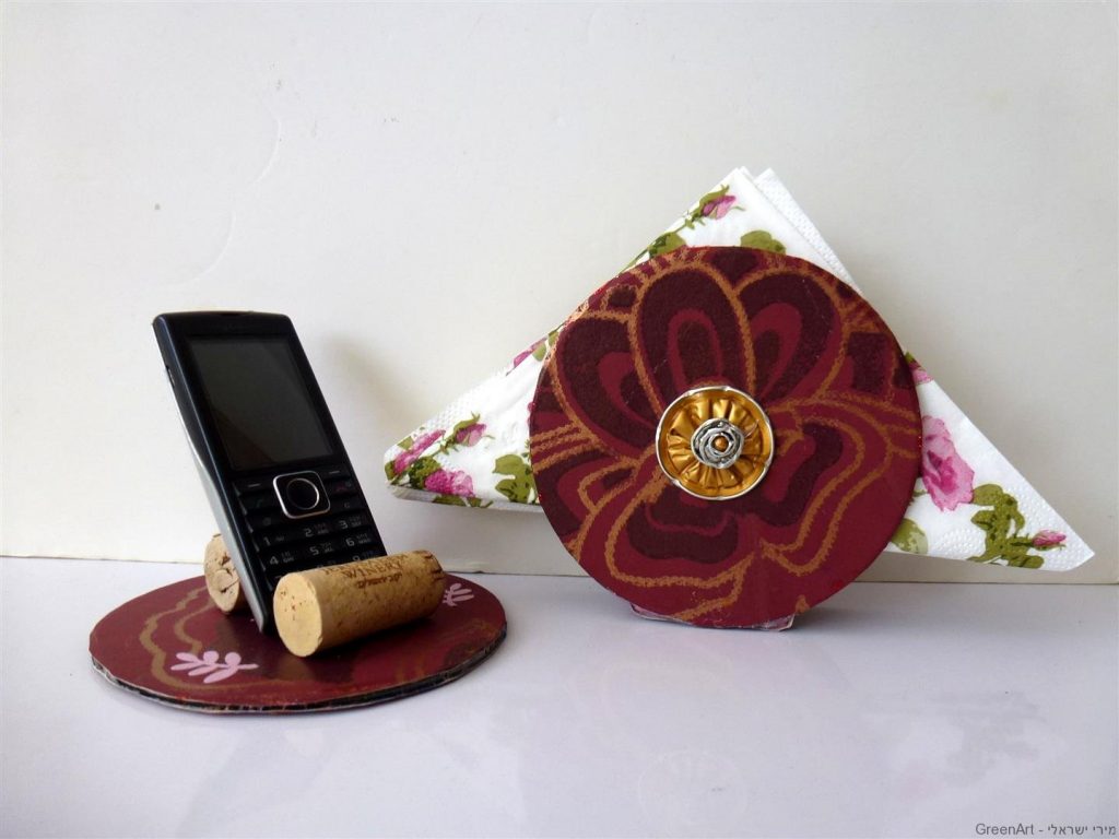 מעמד לטלפון סלולרי מפקקי שעם בשימוש חוזר