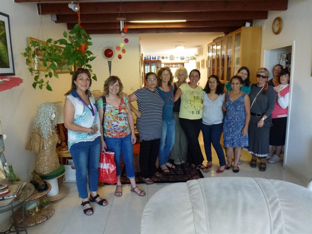 חברות הפורום לצילום מזכרת בסיום המפגש חברות הפורום לצילום מזכרת בסיום המפגש