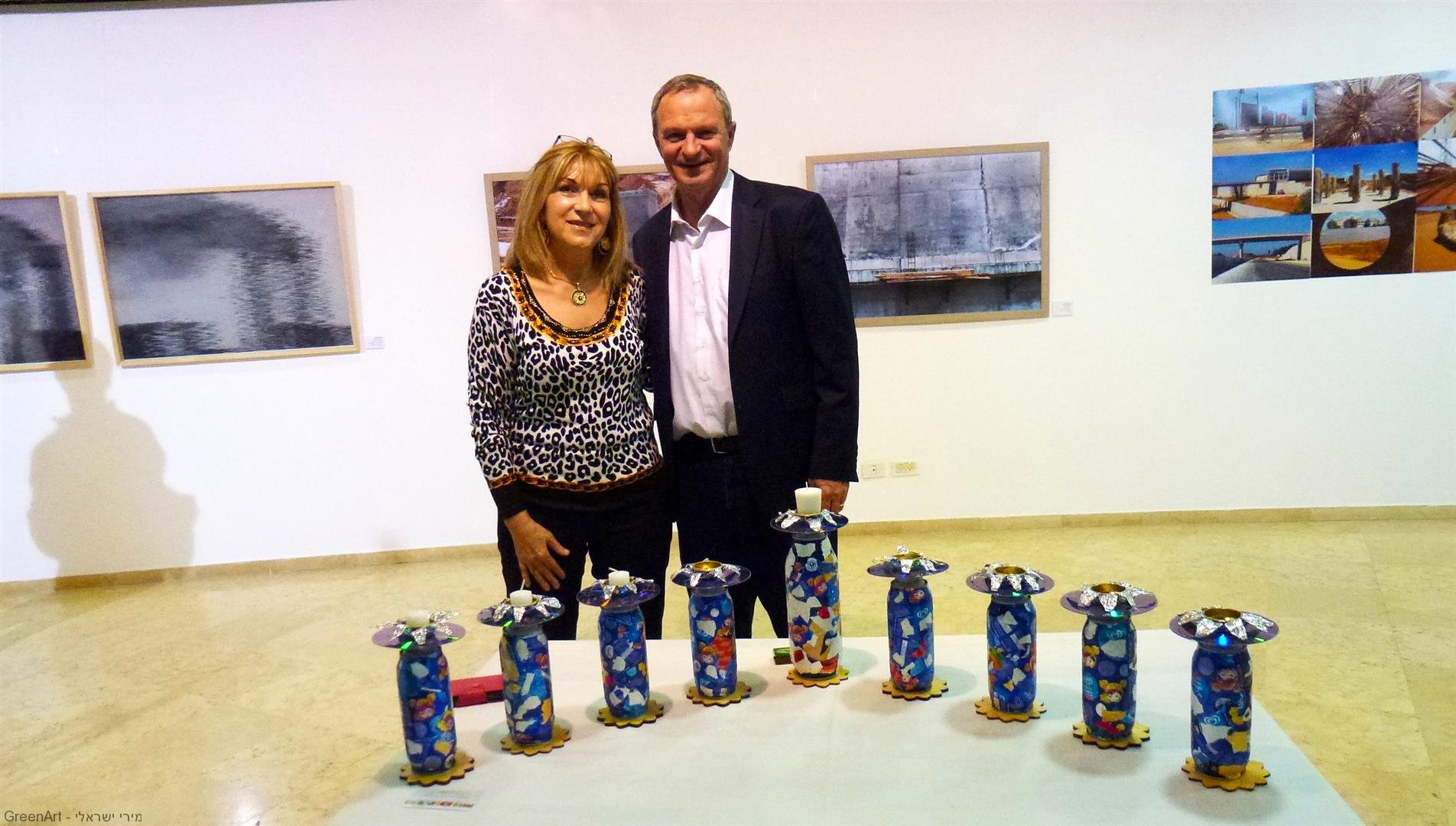 ראש עיריית רעננה זאב ביילסקי באירוע הפתיחה לתערוכת בועה ברעננה
