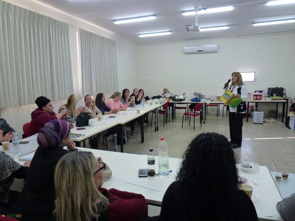  הדרכה ליצירת אומנות אקולוגית בגני הילדים לקידום החינוך הסביבתי