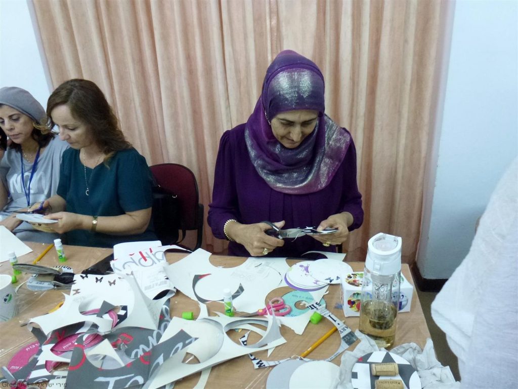 סדנת יצירה למורים לעידוד אמנות המיחזור בשיתוף עמותת המורים