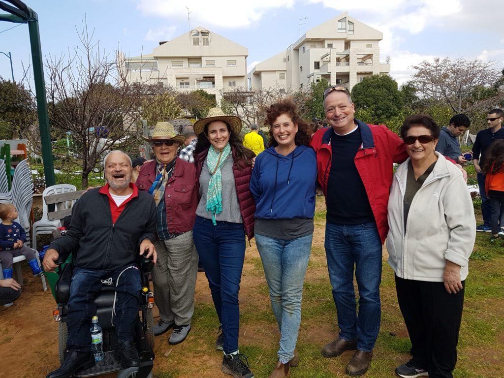 תקוה, ניר קריסטל - סגן ראש העיר, קרן מזרחי, יעל רוזנבוים, אסתר נלקן ואבי פאתל בהפנינג ט"ו בשבט - פברואר 2020