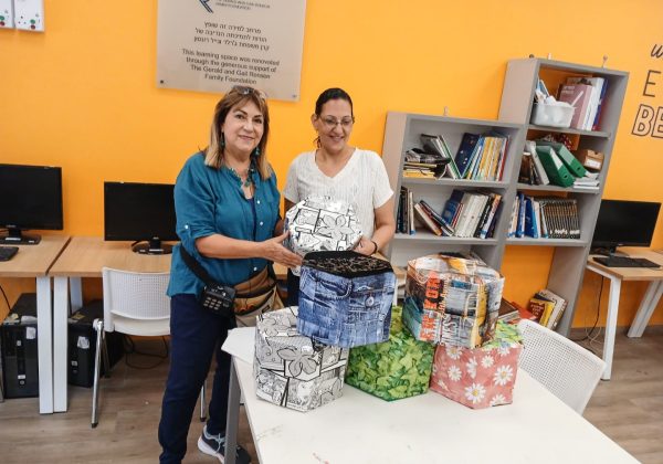 מפסולת למשאב: תלמידי בית ספר לטבע ומדעים בפתח תקווה בונים ירוק – רואים רחוק